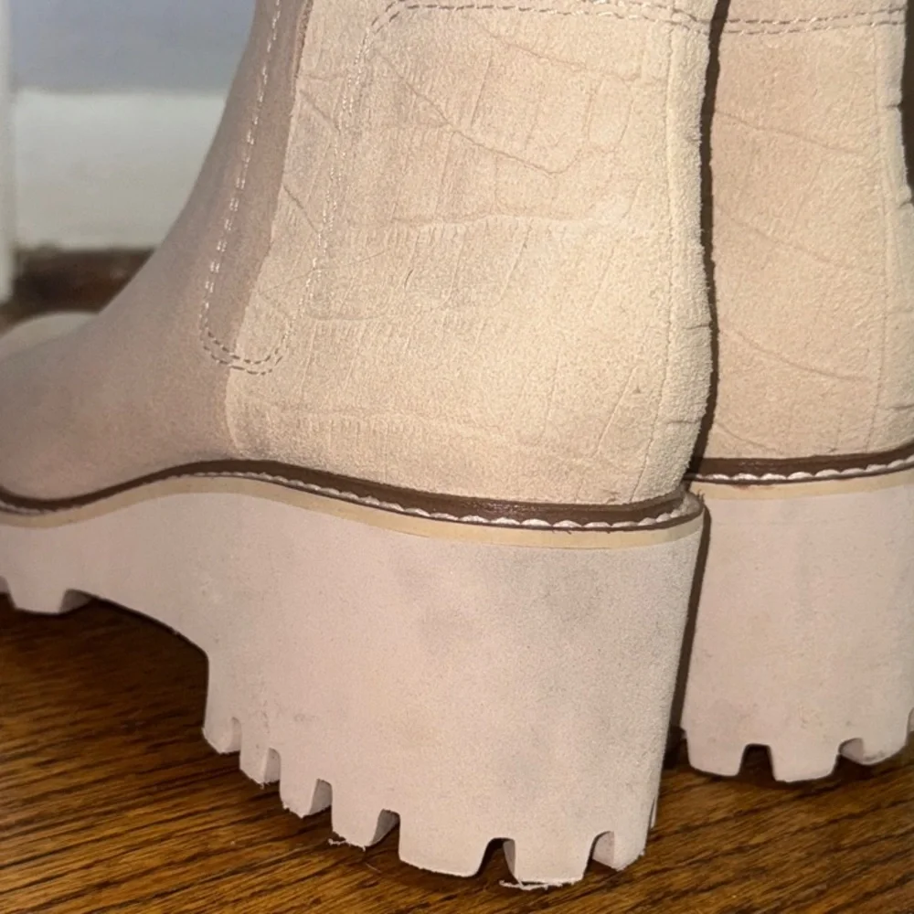 New Dolce Vita waterproof “Dune” tan suede H2O boots Size 6.5 Waterproof - Picture 9 of 10